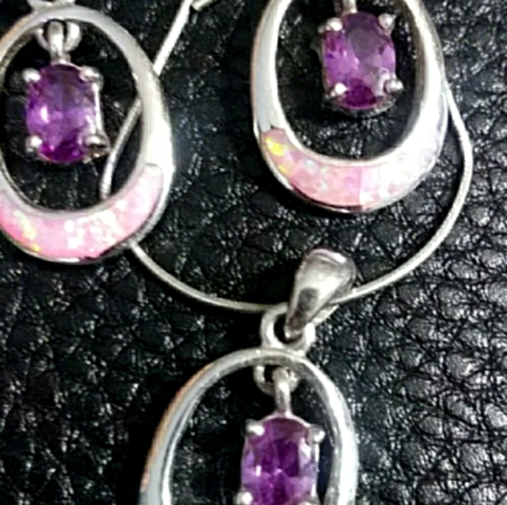 Genuine amethyst stones earrings